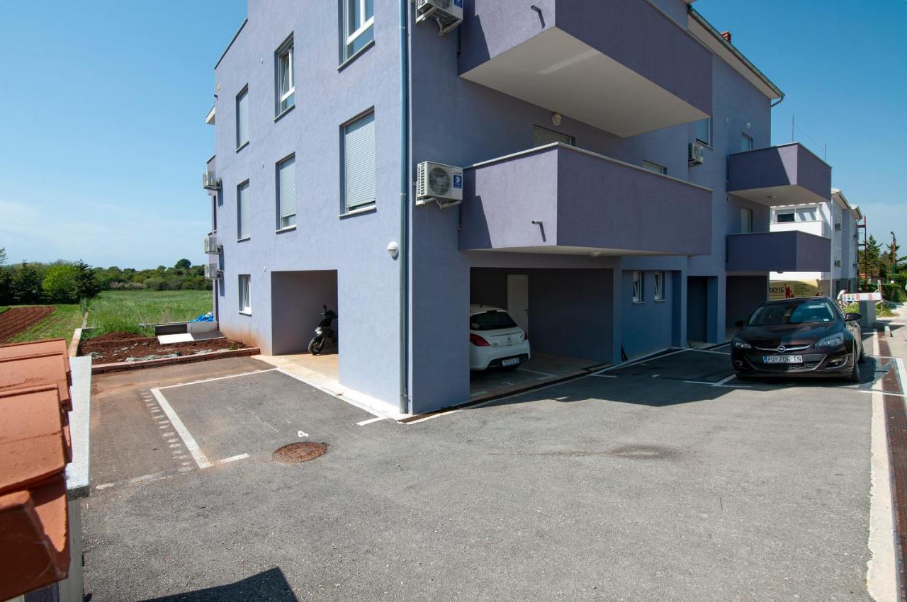 Apartment Log In Štinjan Extérieur photo